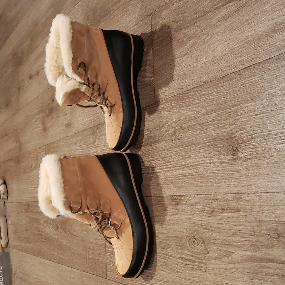 JBU Women's Water boots - Picture 2 of 5